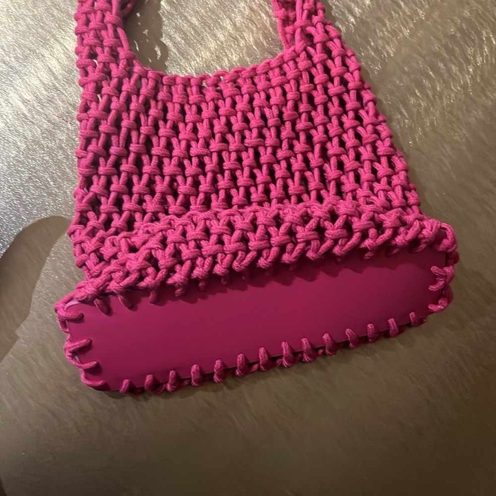 NEW Pink Crochet Beach Bag - Picture 3 of 4
